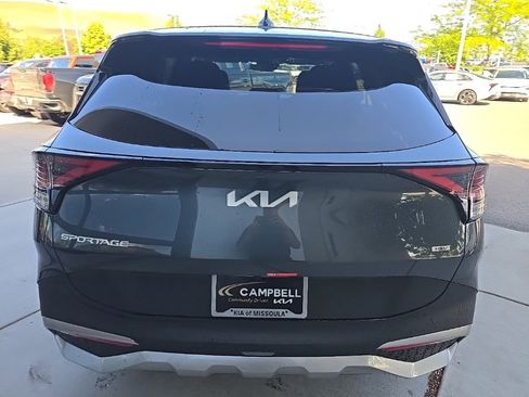 New 2025 Kia Sportage LX image 5