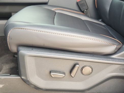 New 2026 Ford F250 Lariat w/ Chrome Package image 24