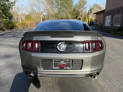 Used 2014 Ford Mustang Coupe image 6