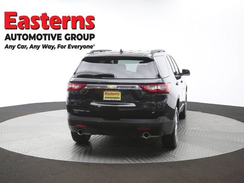 Used 2020 Chevrolet Traverse LT AWD/4WD image 38