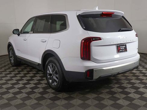 Used 2023 Kia Telluride LX AWD/4WD image 9