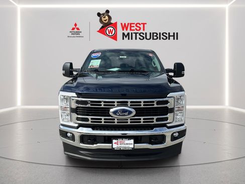 Used 2024 Ford F250 XLT image 2