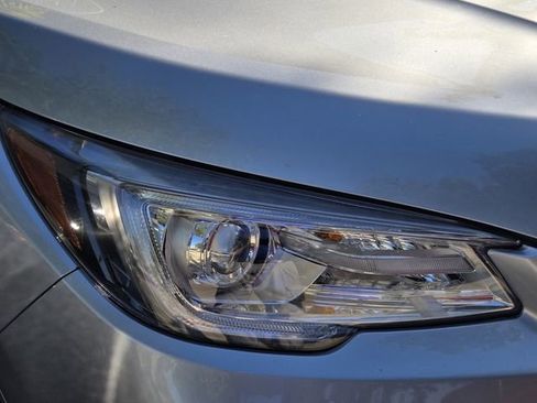 Used 2021 Subaru Ascent Touring AWD/4WD image 7