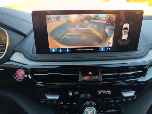 Used 2025 Acura MDX FWD w/ Technology Package image 32