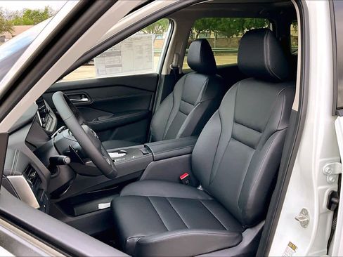 New 2026 Nissan Rogue Dark Armor FWD image 18