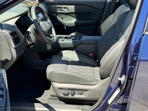 New 2026 Nissan Rogue Platinum AWD/4WD image 21