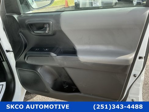 Used 2023 Toyota Tacoma SR RWD image 12