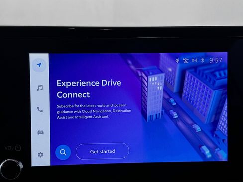 Used 2025 Toyota Camry SE image 22