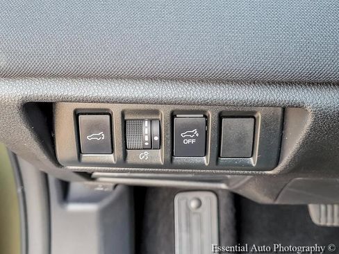 Used 2024 Subaru Outback Premium AWD/4WD image 14