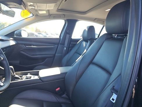 Used 2025 MAZDA MAZDA3 s image 15