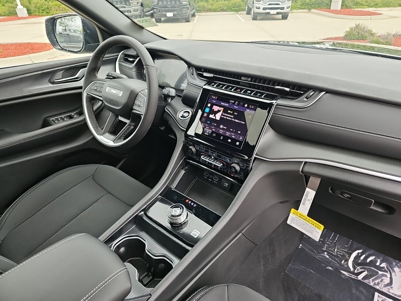 New 2026 Jeep Grand Cherokee Laredo X AWD/4WD image 13
