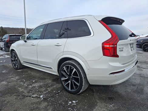 Certified 2024 Volvo XC90 B5 Plus w/ Protection Package Premier image 4