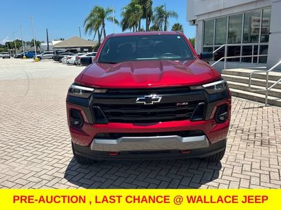 Used 2024 Chevrolet Colorado Z71 w/ Z71 Convenience Package 2