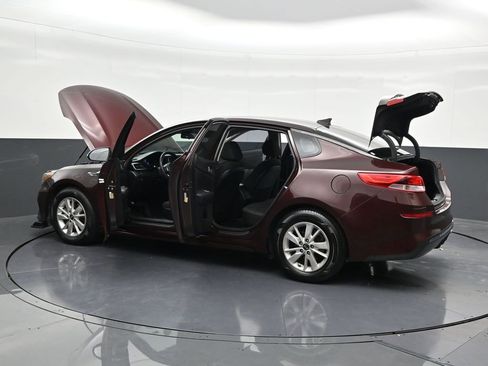 Used 2019 Kia Optima LX image 34