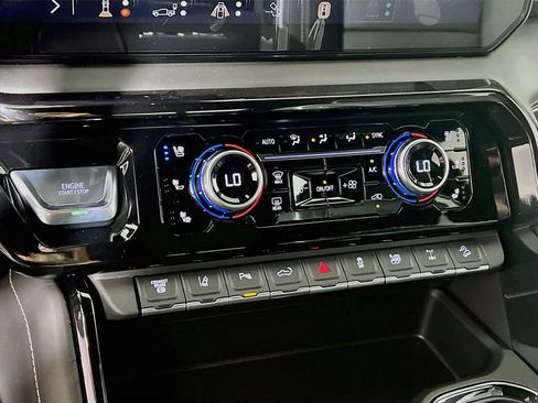 New 2026 GMC Sierra 2500 AT4X AWD/4WD image 13