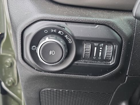 Used 2021 Jeep Wrangler Unlimited Sport S image 21