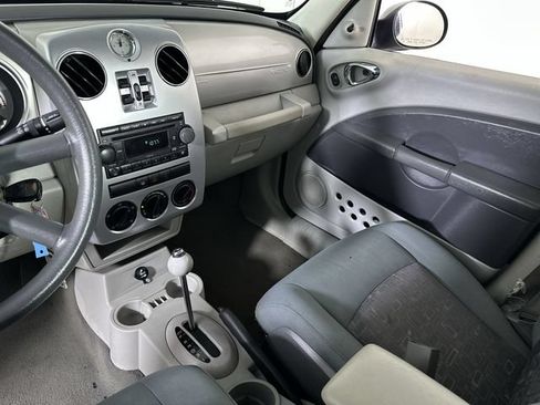 Used 2008 Chrysler PT Cruiser FWD image 36