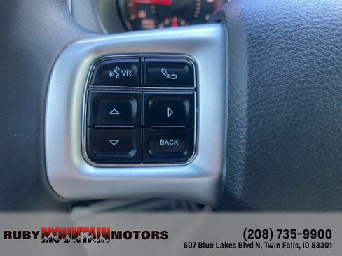 Used 2014 Dodge Charger SXT w/ Sport Appearance Group RWD image 17
