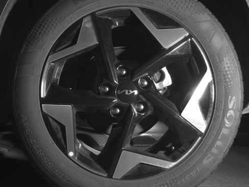 Used 2025 Kia Seltos S image 14