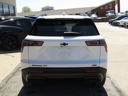 New 2026 Chevrolet Equinox RS image 4