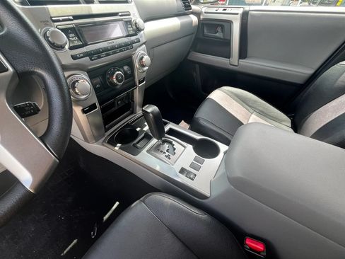 Used 2012 Toyota 4Runner SR5 RWD image 22