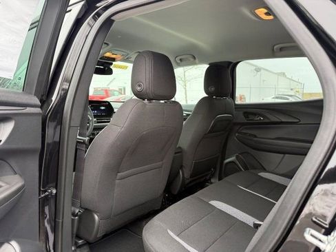 New 2026 Chevrolet TrailBlazer LT w/ Convenience Package FWD image 14