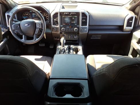 Used 2015 Ford F150 XLT w/ Equipment Group 302A Luxury AWD/4WD image 9