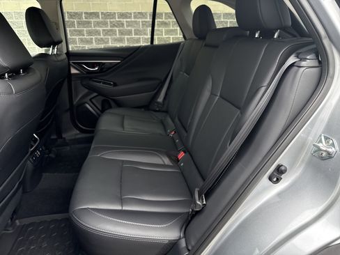 Used 2025 Subaru Outback Touring XT w/ Tech Package 2 image 18