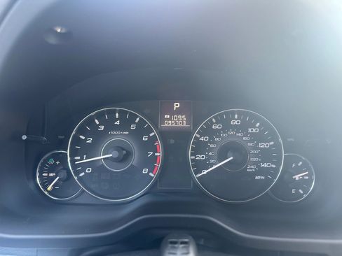 Used 2011 Subaru Outback 2.5i Premium image 14