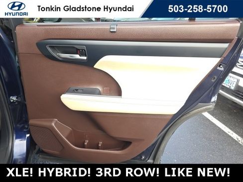 Used 2022 Toyota Highlander XLE image 24