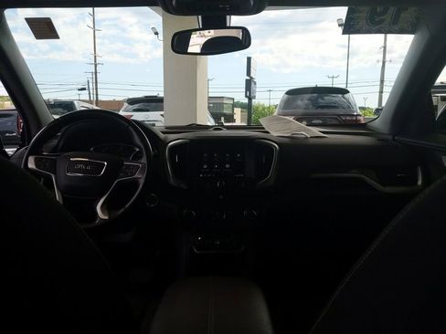 Used 2019 GMC Terrain SLE w/ Driver Convenience Package FWD image 14