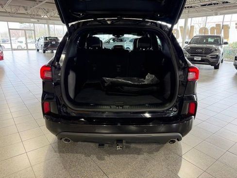 Used 2023 Ford Escape ST-Line Select w/ Tech Pack #2 image 8