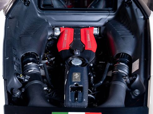 Used 2016 Ferrari 488 GTB RWD image 70