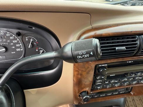 Used 2001 Mercury Mountaineer 2WD image 28