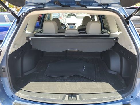 Used 2019 Subaru Forester Limited AWD/4WD image 8