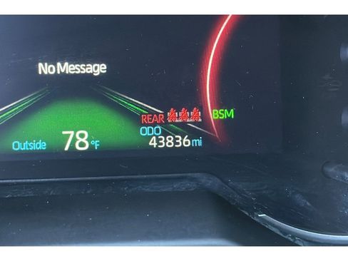 Used 2023 Toyota RAV4 XLE Premium AWD/4WD image 30