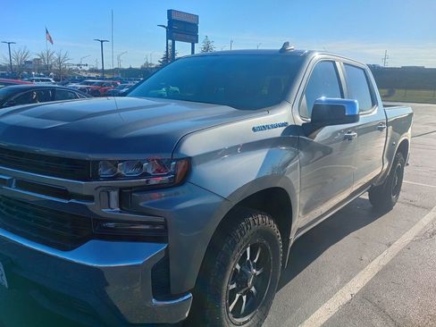 Used 2019 Chevrolet Silverado 1500 LT w/ All-Star Edition image 2