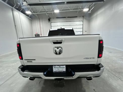 Used 2022 RAM 1500 Laramie AWD/4WD image 7