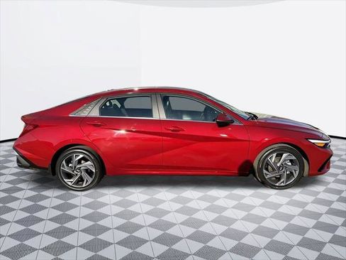 New 2026 Hyundai Elantra Limited image 8
