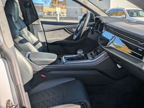 Used 2022 Audi RS Q8 image 41