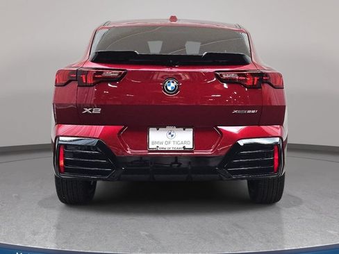 New 2026 BMW X2 xDrive28i AWD/4WD image 6