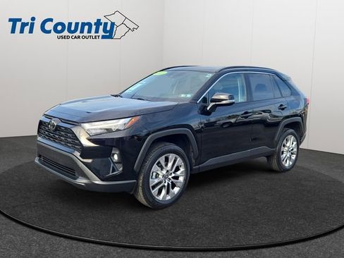 Used 2025 Toyota RAV4 XLE Premium w/ Weather Package AWD/4WD image 3