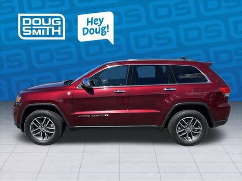 Certified 2018 Jeep Grand Cherokee Limited AWD/4WD image 2