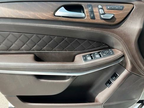 Used 2019 Mercedes-Benz GLS 550 4MATIC image 20