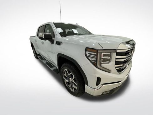 New 2026 GMC Sierra 1500 SLT w/ SLT Premium Package image 3