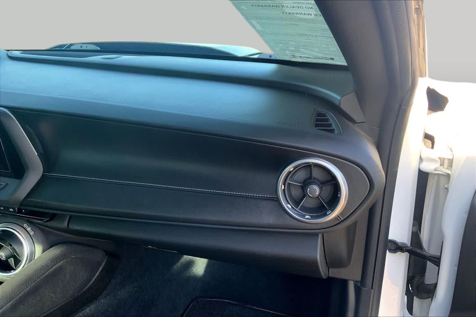 Used 2018 Chevrolet Camaro SS RWD image 18