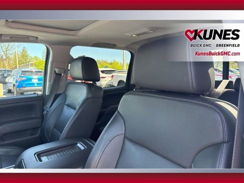 Used 2018 GMC Sierra 1500 SLT AWD/4WD image 16