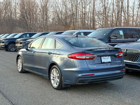 Used 2019 Ford Fusion Energi Titanium image 4