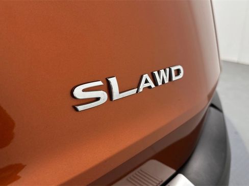 Certified 2023 Nissan Rogue SL w/ SL Premium Package image 18