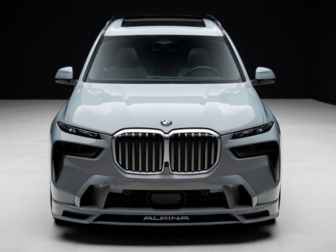 Used 2024 BMW ALPINA XB7 AWD/4WD image 6